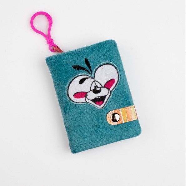 Mini cahier Diddl bleu peluche : le compagnon de poche qui s’accroche partout