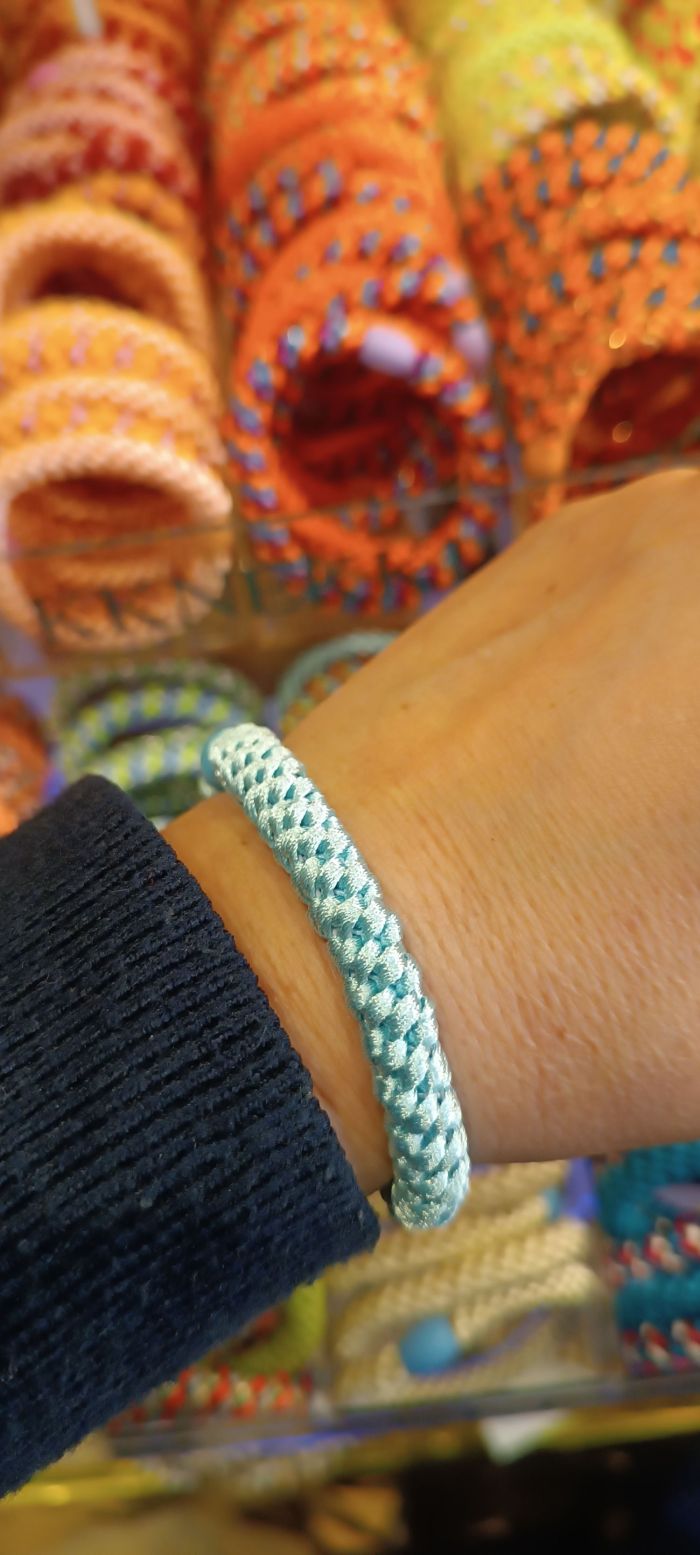 Kknekki brise d'écume de mer