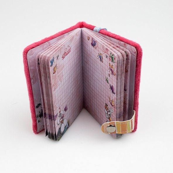 Mini cahier Diddlina rose peluche : la douceur qui s’accroche à votre quotidien