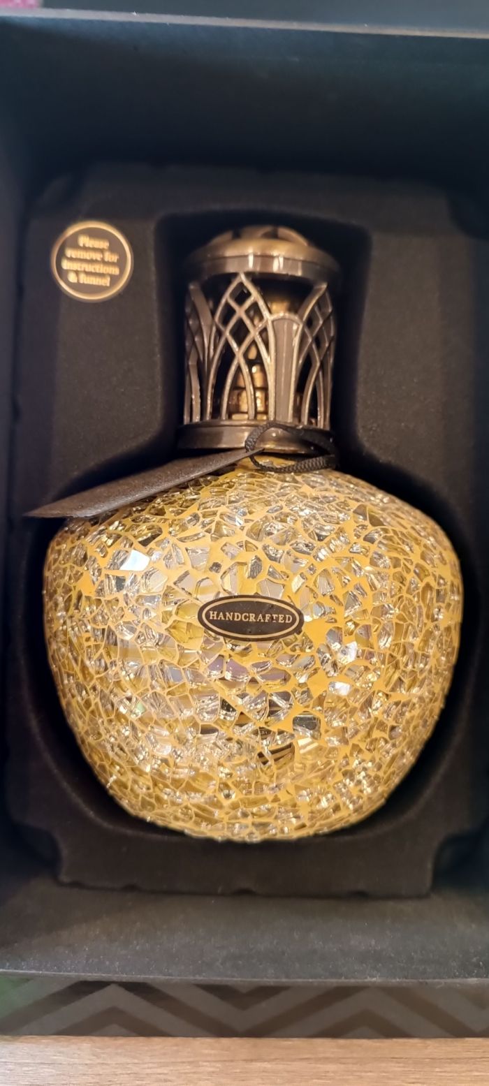LAMPE A PARFUM "COFFRE AU TRESOR"