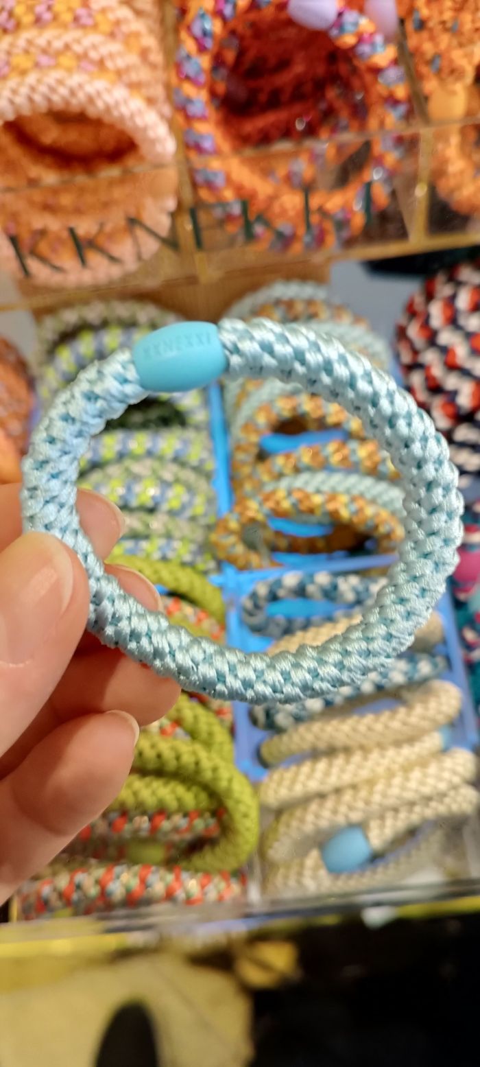 Kknekki brise d'écume de mer