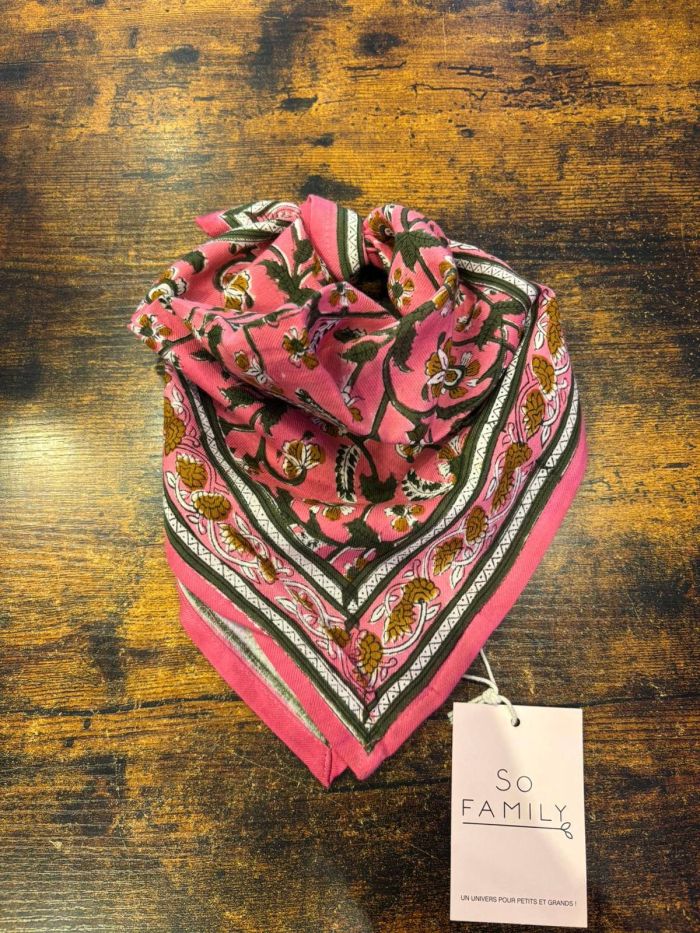 Foulard DHELI CERISE 50cm
