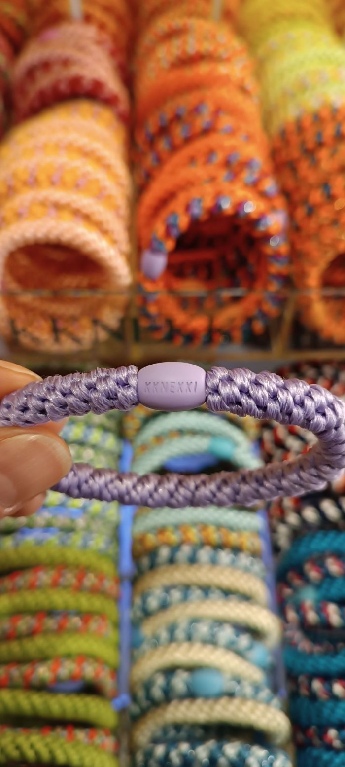 Kknekki paillettes violette