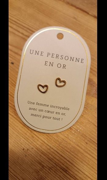 BOUCLE D OREILLE MESSAGE UNE PERSONNE EN OR