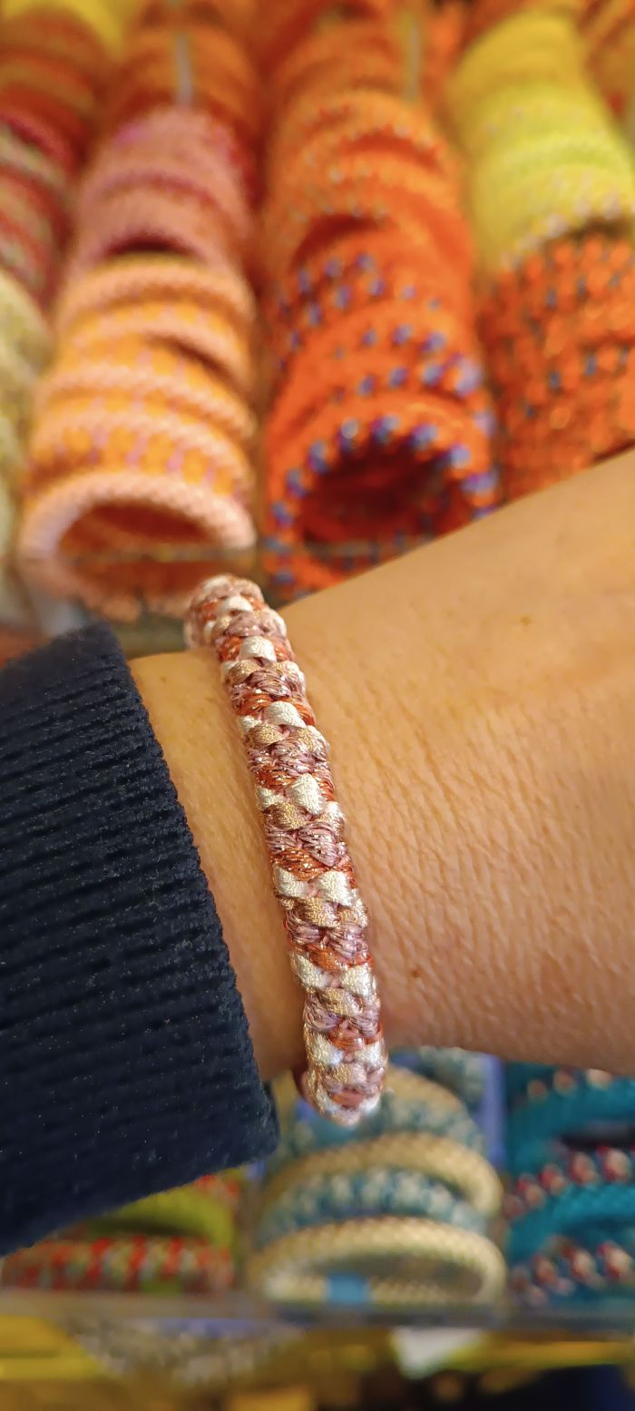 Kknekki Mélange de paillettes rose poudrée