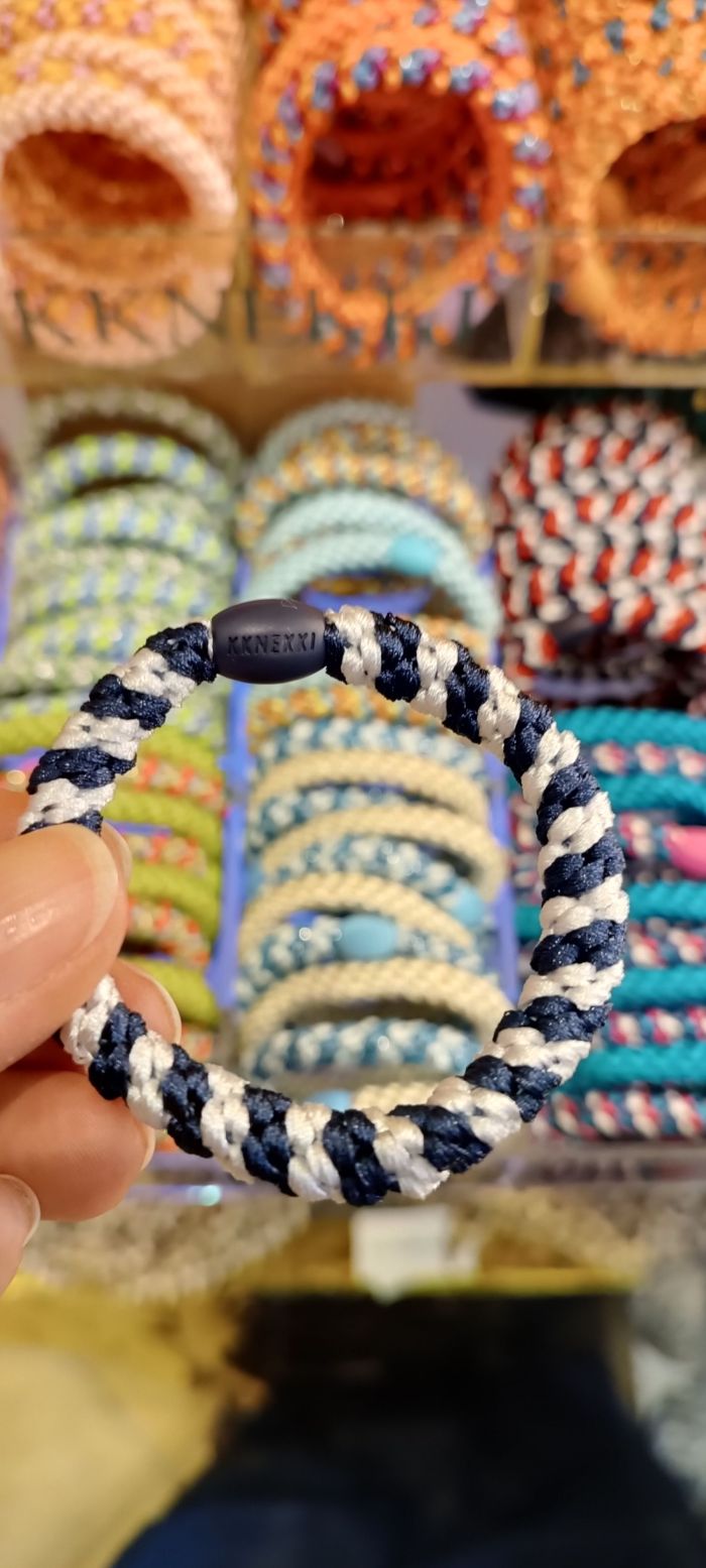 Kknekki rayures blanc marine