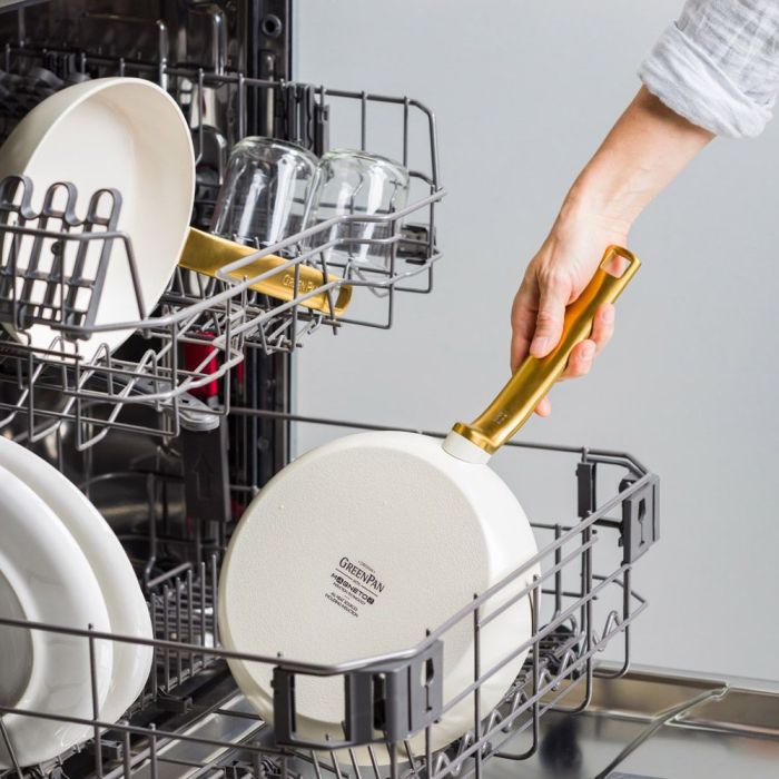 POELE CREME EVOLUTION 30CM